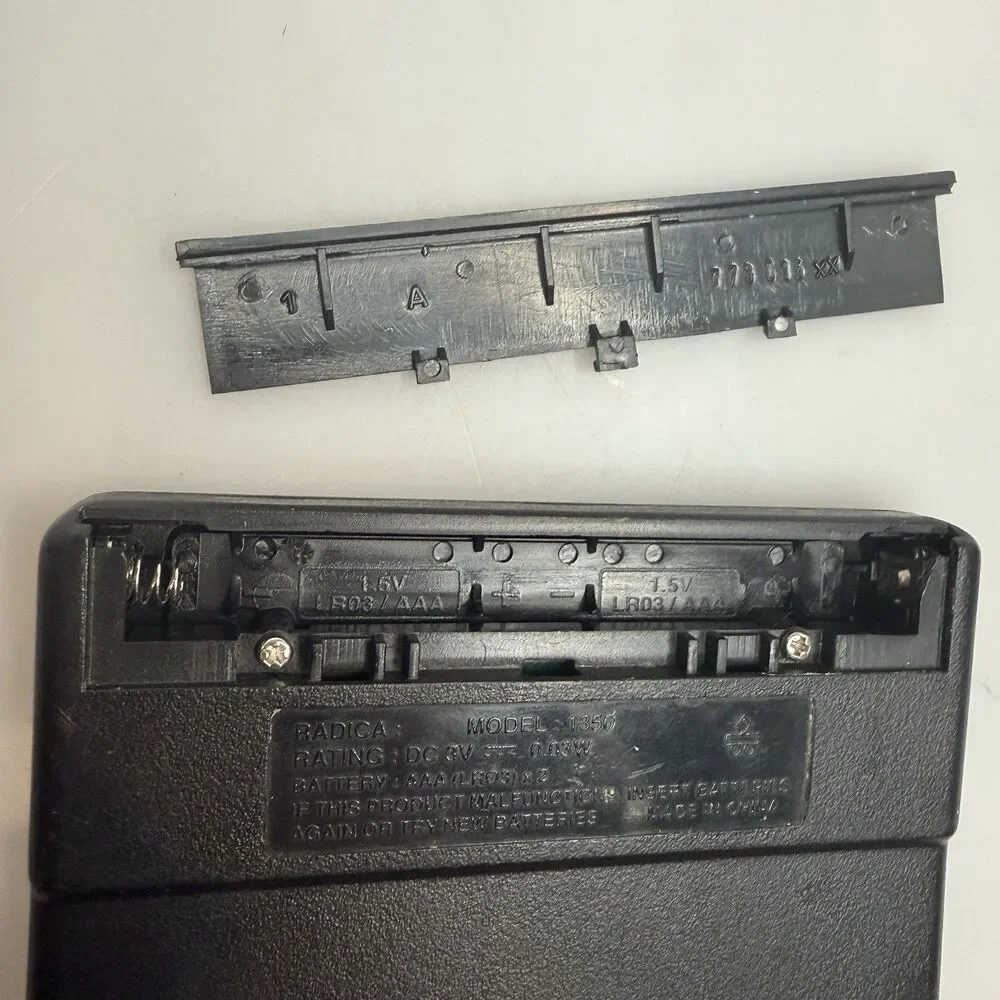 Vintage RADICA Blackjack 21 Pocket Handheld Electronic Game 1350 EUC